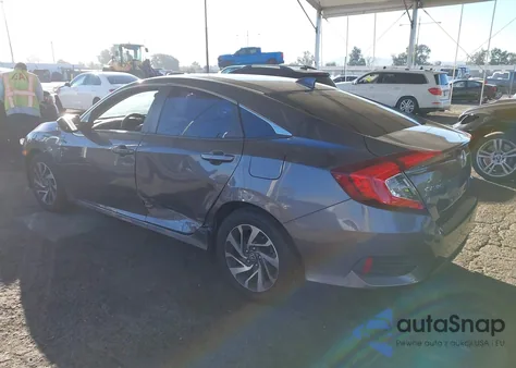 2018 Honda Civic Ex z USA, uszkodzony, nr VIN 2HGFC2F79JH609023